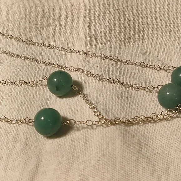 Necklace,925 silver chain,jade stones ,18 inches long - Picture 3 of 5